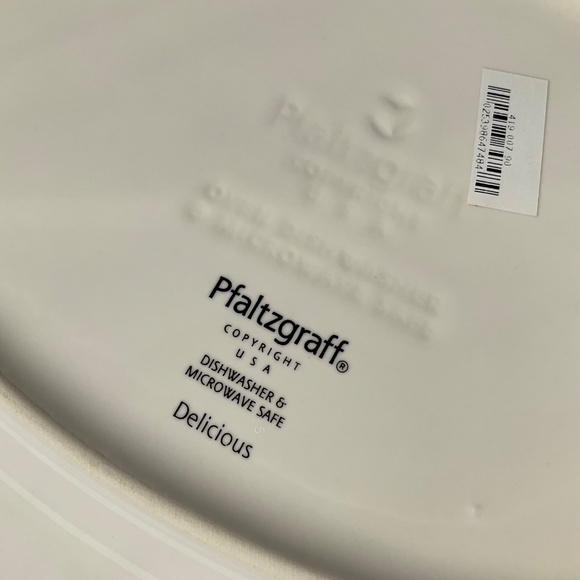 Pfaltzgraff ‘Delicious’ Pattern 12” Oval Platter Serving / Steak… - Picture 8 of 10